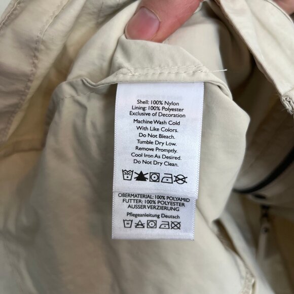 Eddie Bauer. Travex Vest. Off-White or Beige Color. Size Medium. Womens. - Picture 6 of 7